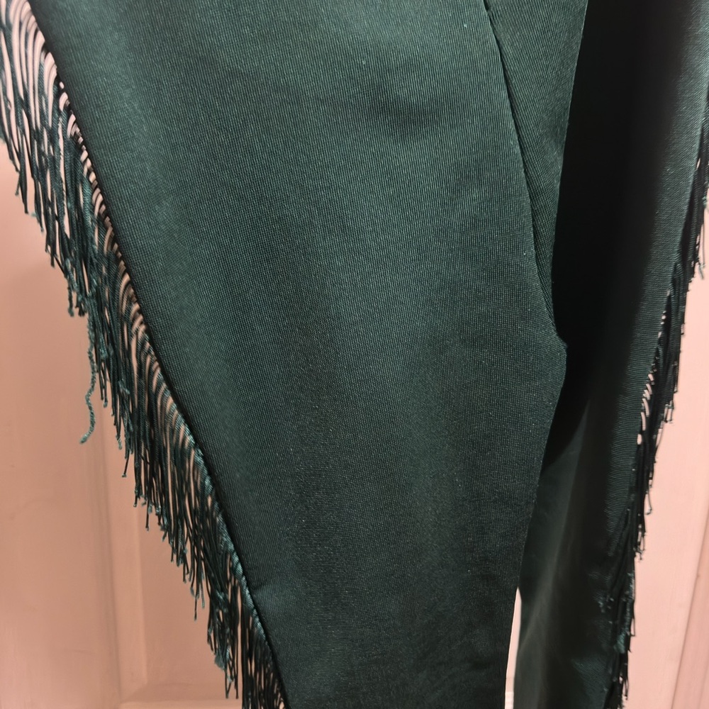 Fringe Detail Cropped Pants in Green